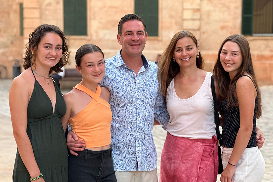 Image of Michael A. Nula, DPT, his wife Lisa, and their three daughters